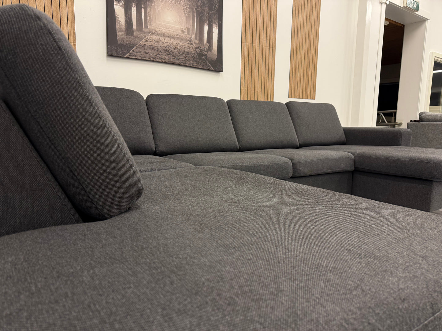 MÅ UT FORT ! Bavaria U-sofa i mørk grå - Adoua Sofa