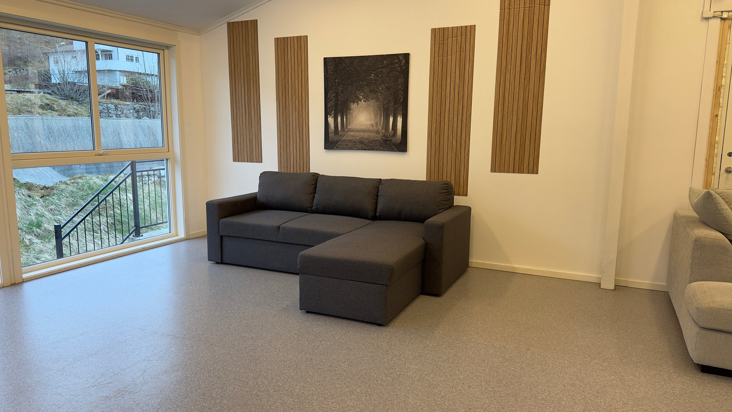 Sovesofa med sjeselong og oppbevaring - Adoua Sofa