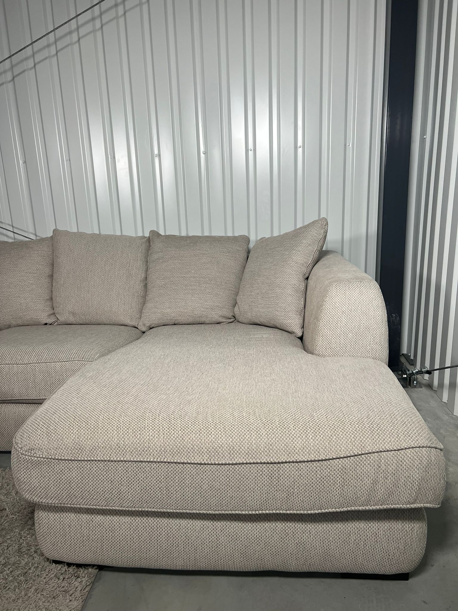 Nyrenset | Boston U-Sofa - Adoua Sofa