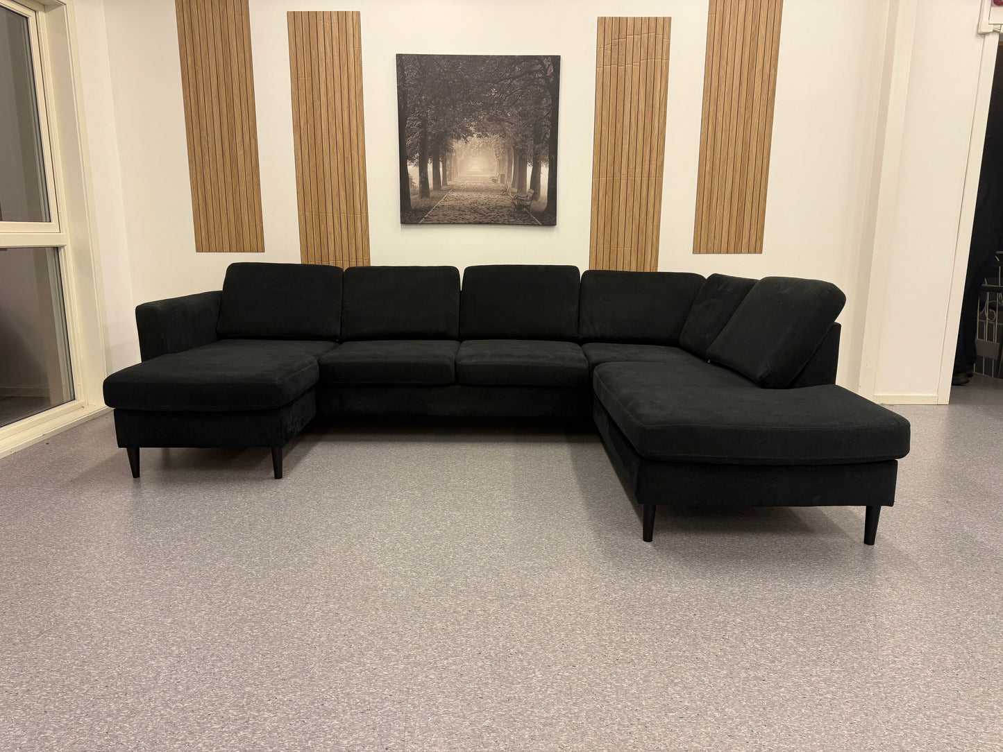 Nyrenset | Svart U-sofa med romslig komfort - Adoua Sofa