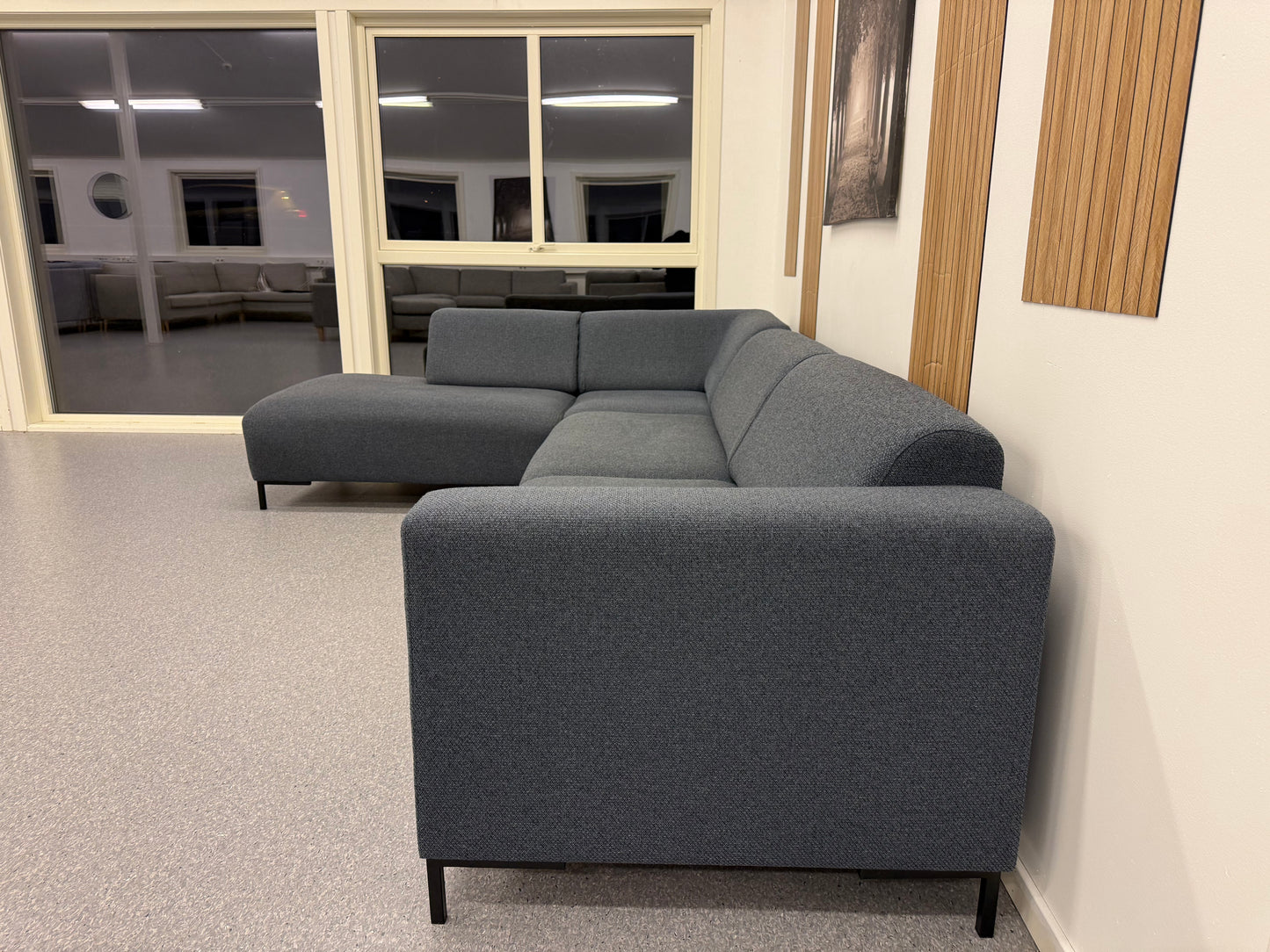 Nordic hjørnesofa i Navy blue - Adoua Sofa