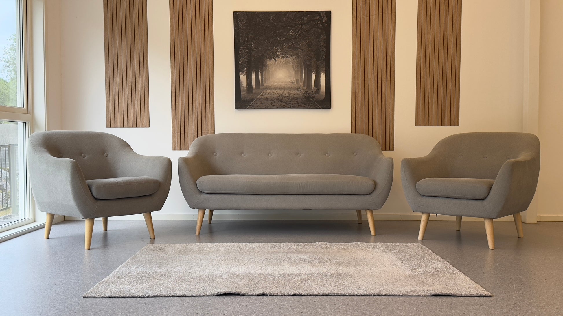 Retroinspirert Sofa og Lenestolsett - Adoua Sofa