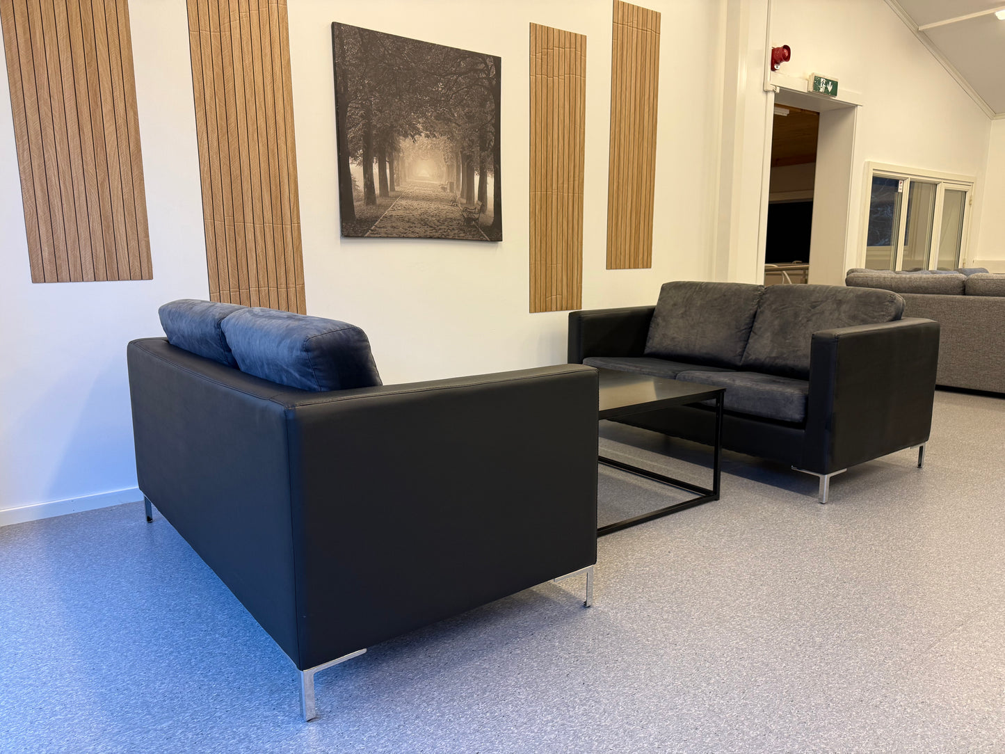 Noir Lounge skinnsett