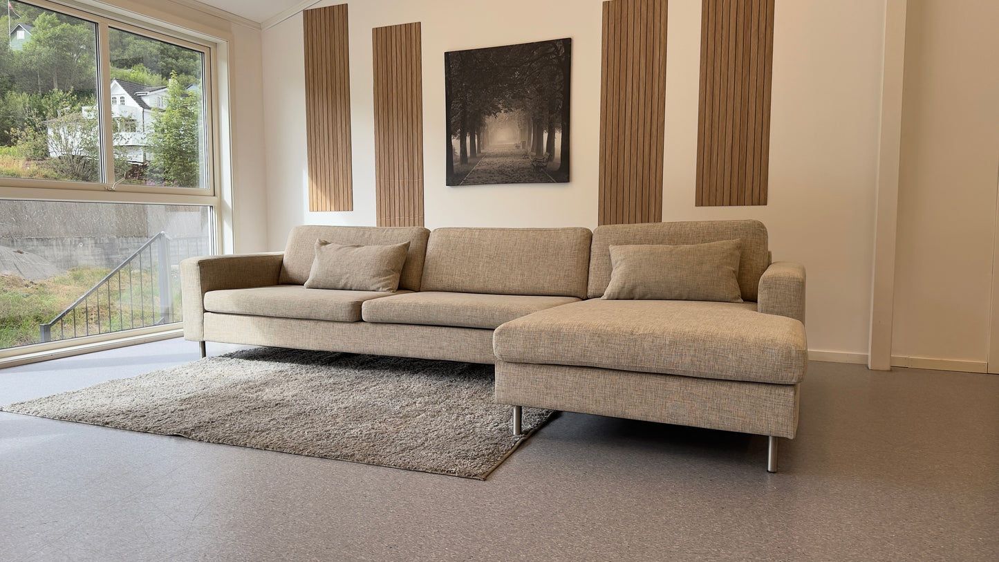 Bolia Scandinavia 4-seter Sofa med Sjeslong - Adoua Sofa