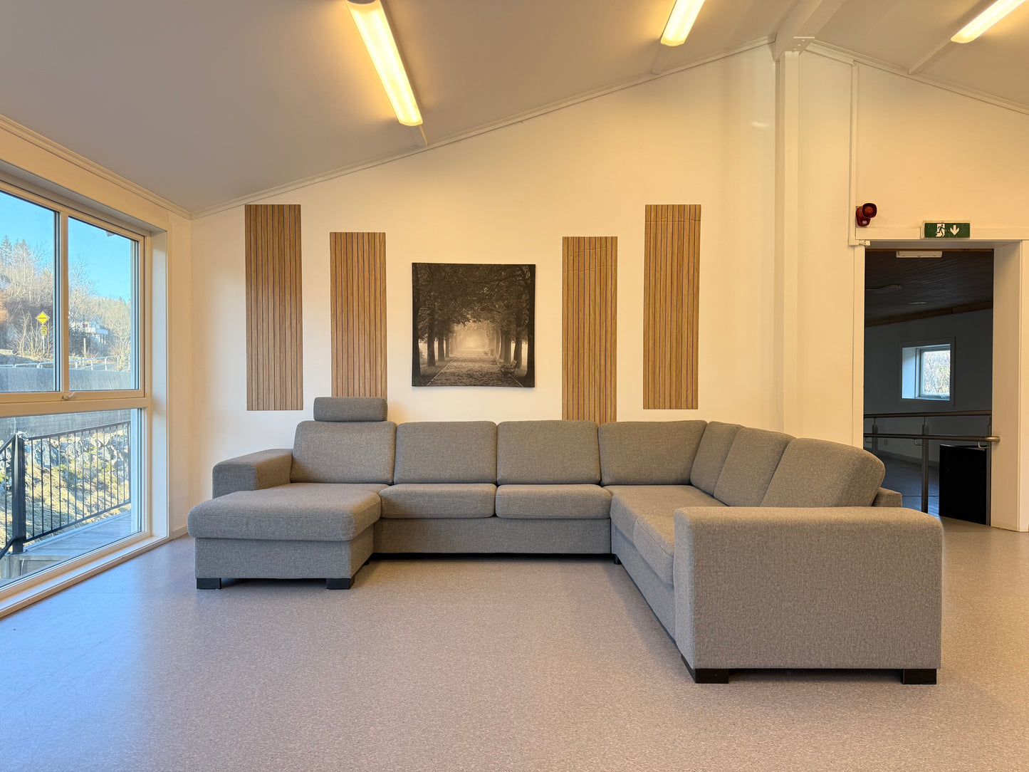 Sunday hjørnesofa med sjeselong inkl. nakkestøtte