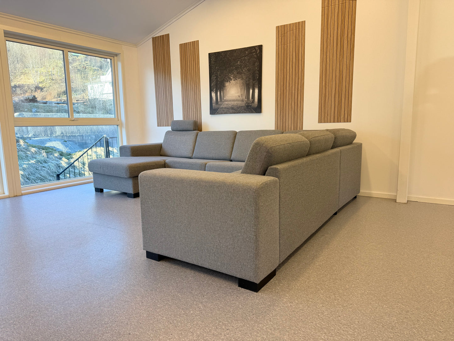 Sunday hjørnesofa med sjeselong inkl. nakkestøtte