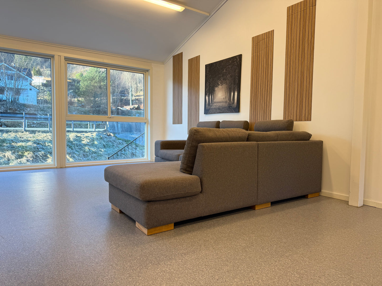 Sits sofa med sjeselong