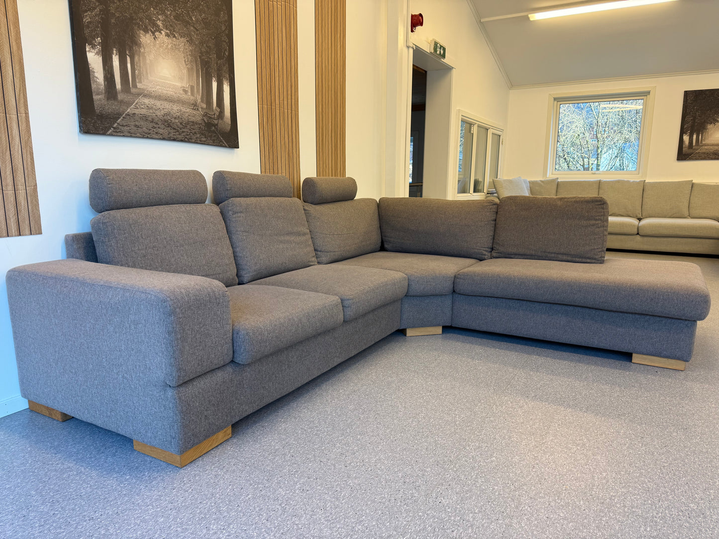 Sits sofa med sjeselong