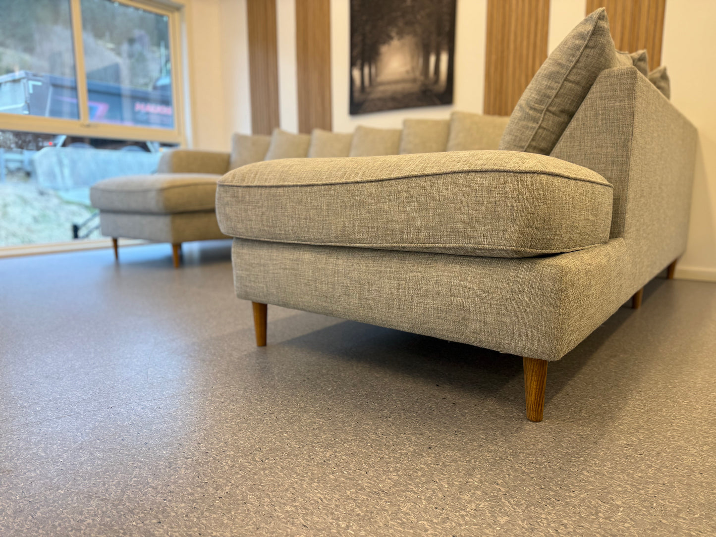 Vilmers Boston U-sofa i lys grå - Adoua Sofa