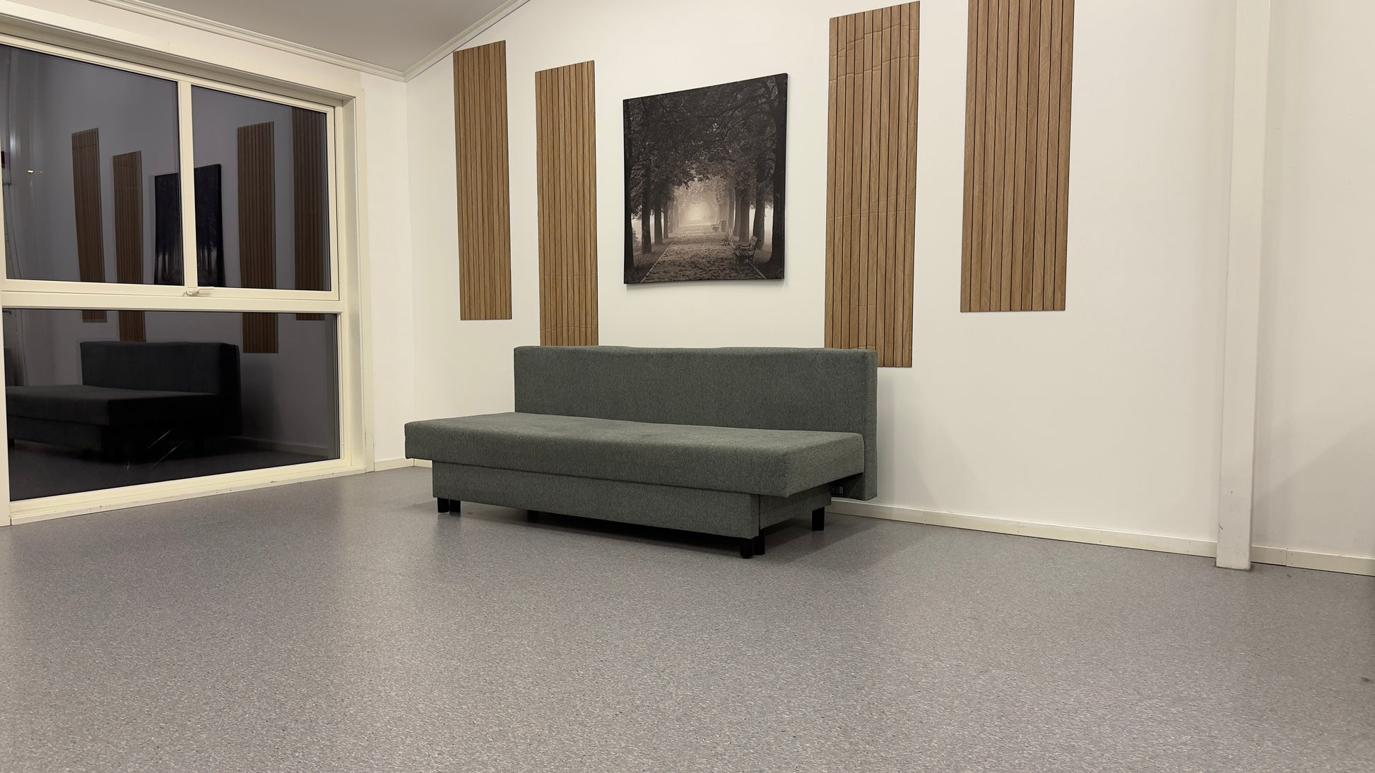 Praktisk sovesofa med oppbevaring - Adoua Sofa
