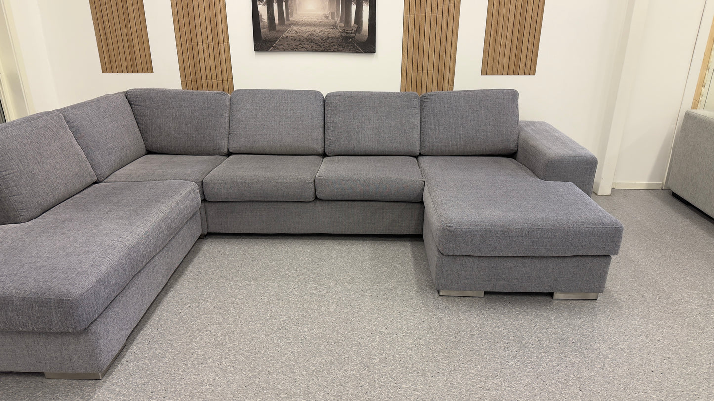 Stor U-sofa – Ekstrem plass & komfort - Adoua Sofa