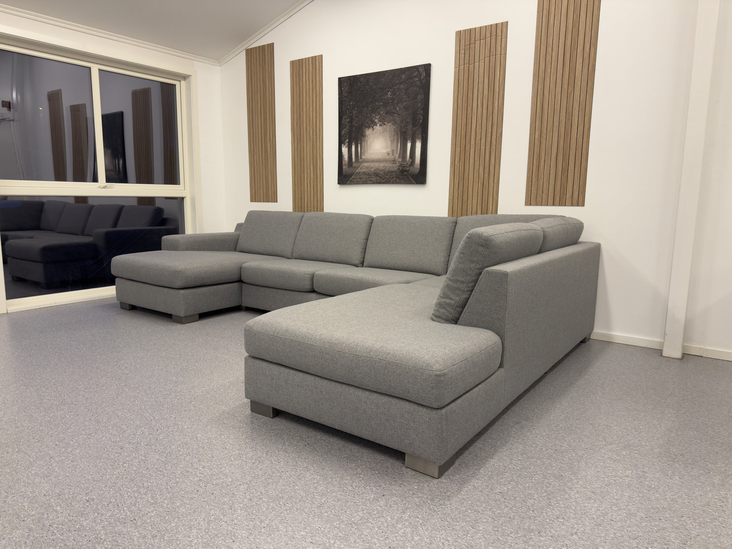 Stor U-sofa i moderne design - Adoua Sofa