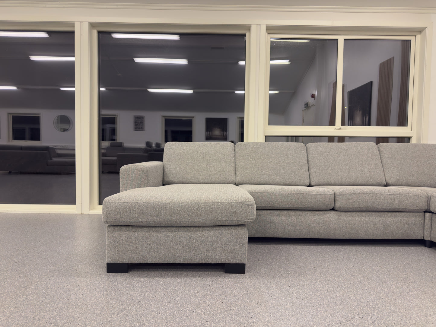 Vendbar Saturday hjørnesofa som ny - Adoua Sofa