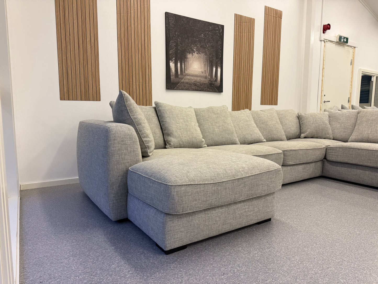 Vilmers Boston U-sofa – Eksklusiv modell i grå - Adoua Sofa