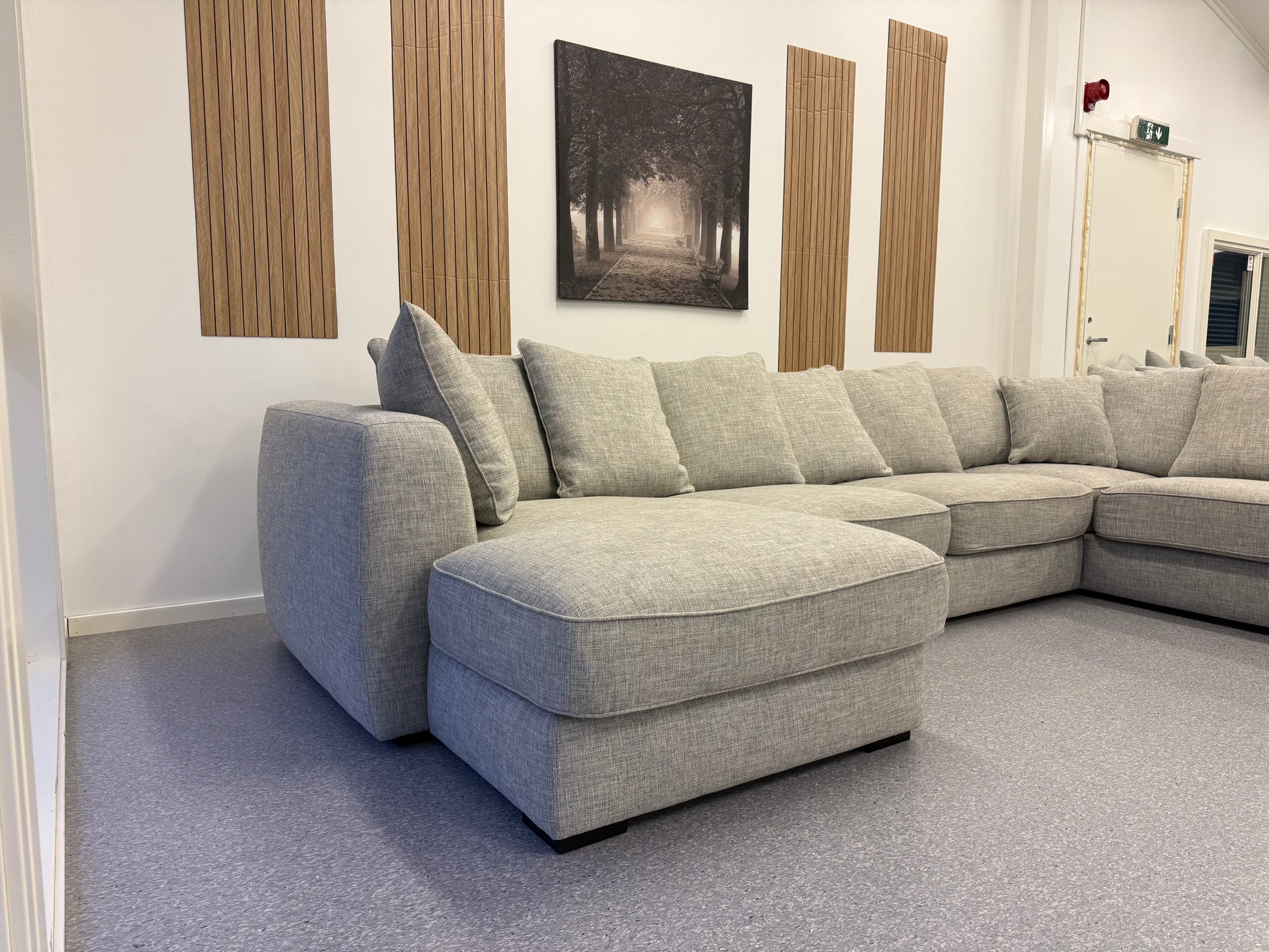 Vilmers Boston U-sofa – Eksklusiv modell i grå - Adoua Sofa