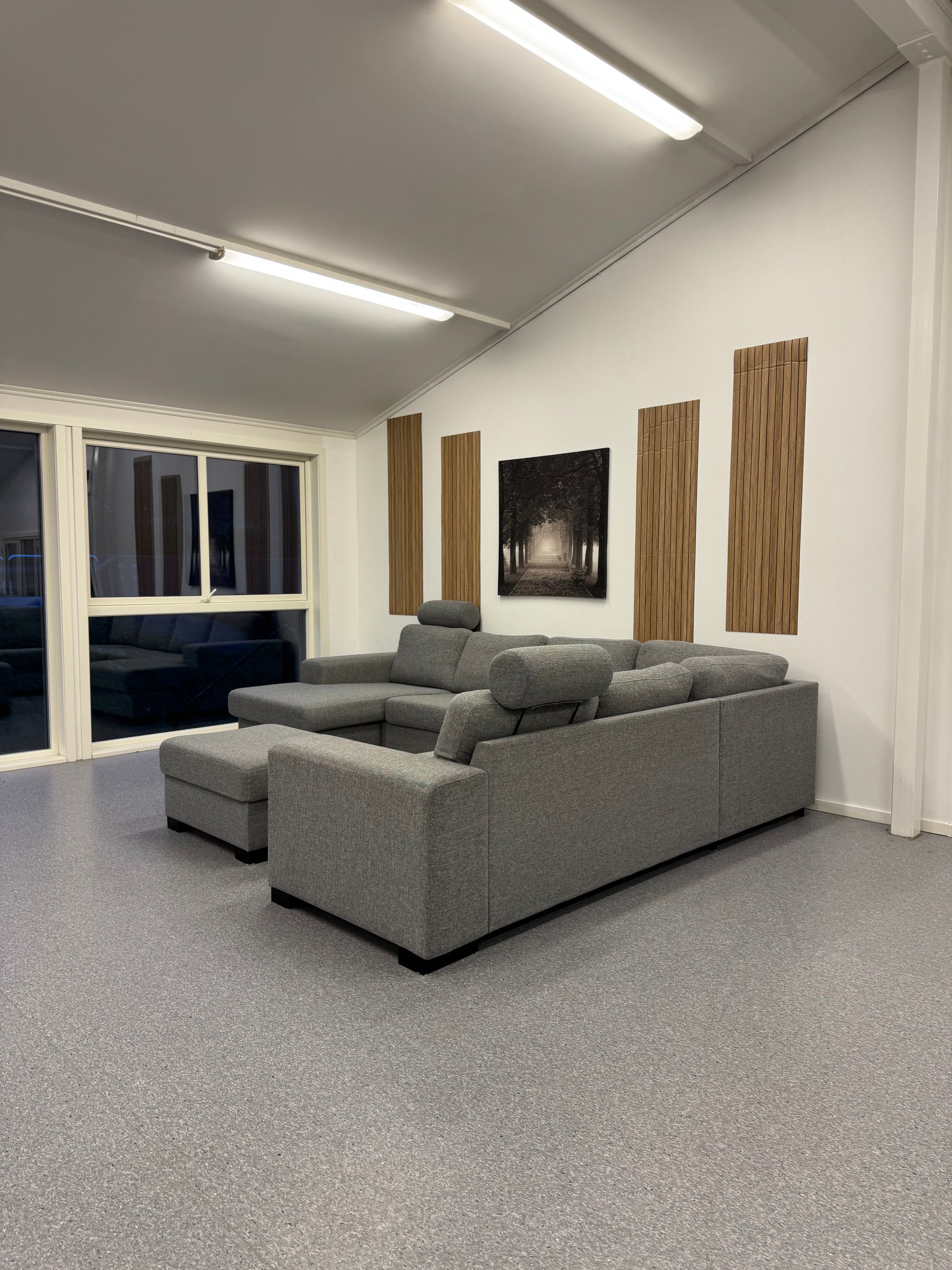 Nyrenset - Sunday Sofa inkl. Puff og 2 Nakkestøtter - Adoua Sofa