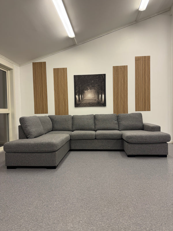 Nyrenset | Max U-sofa i lys grå – romslig og komfortabel - Adoua Sofa