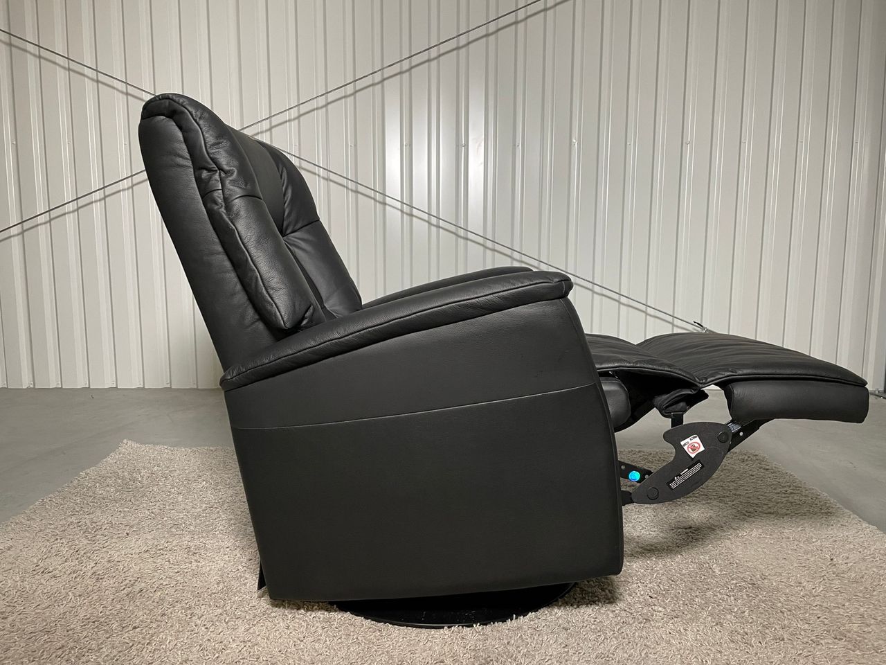Nyrenset | Lenestol med recliner - Adoua Sofa
